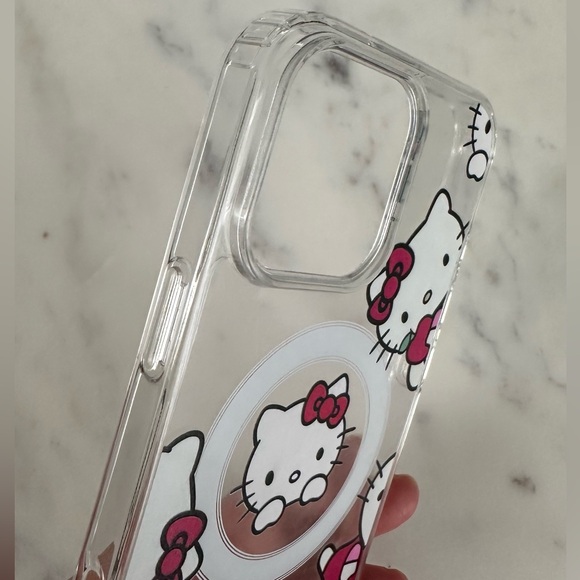 iPhone 16 PRO MAX 2024 model. Hello Kitty phone case. NWT - Picture 6 of 8